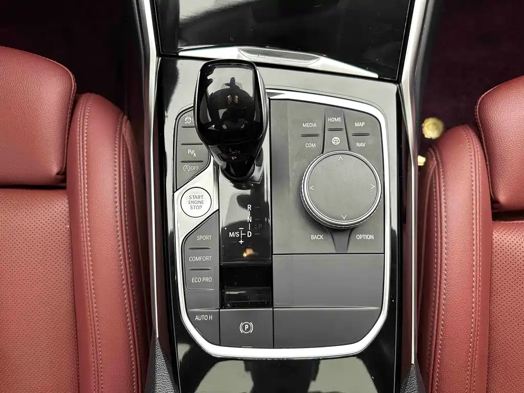 BMW 3 Series 2022 — фото 17
