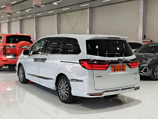 Honda Elysion 2024