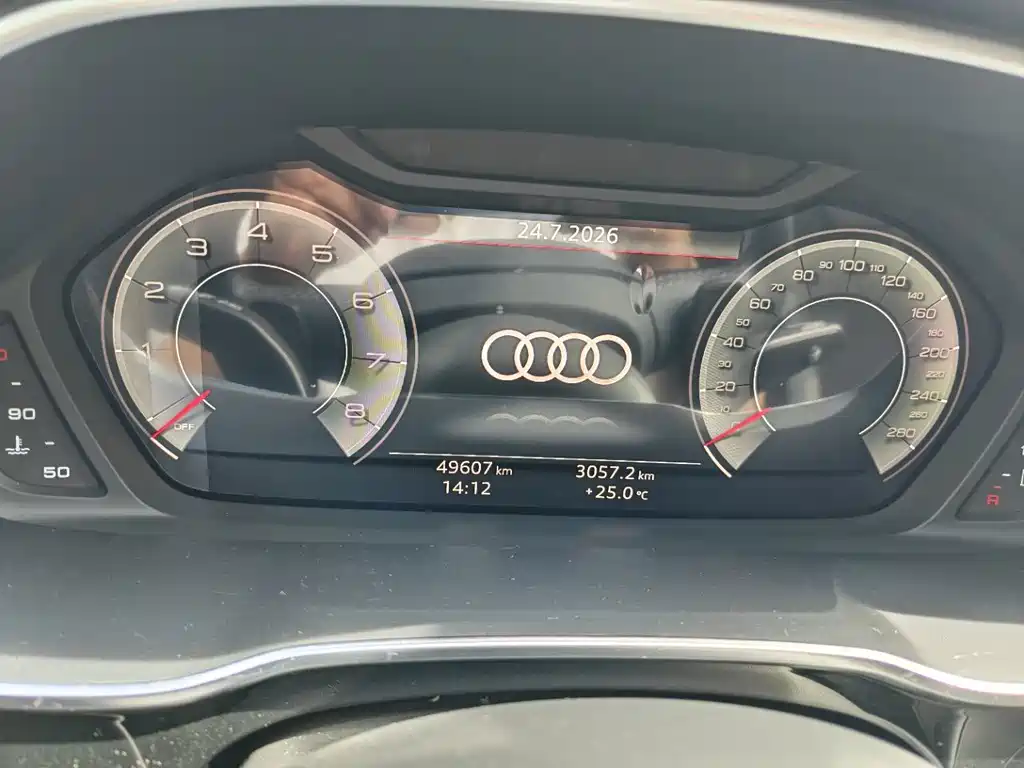 Audi Q3 2022 — фото 10