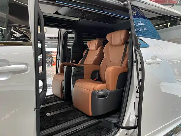 Toyota Vellfire 2026