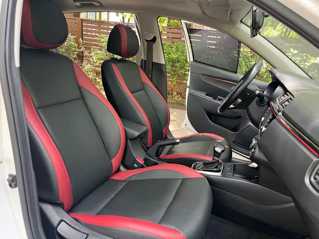Kia KX Cross 2019 — фото 17