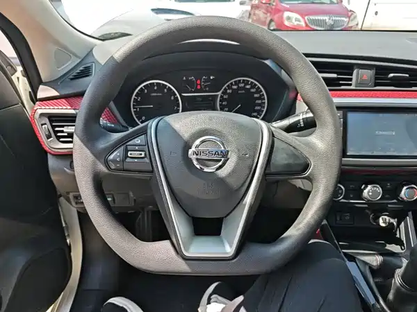 Nissan Bluebird 2017