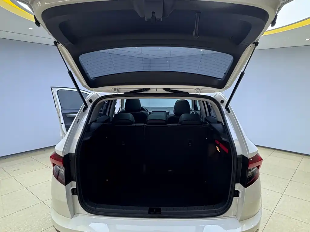 Skoda Korok 2022 — фото 24