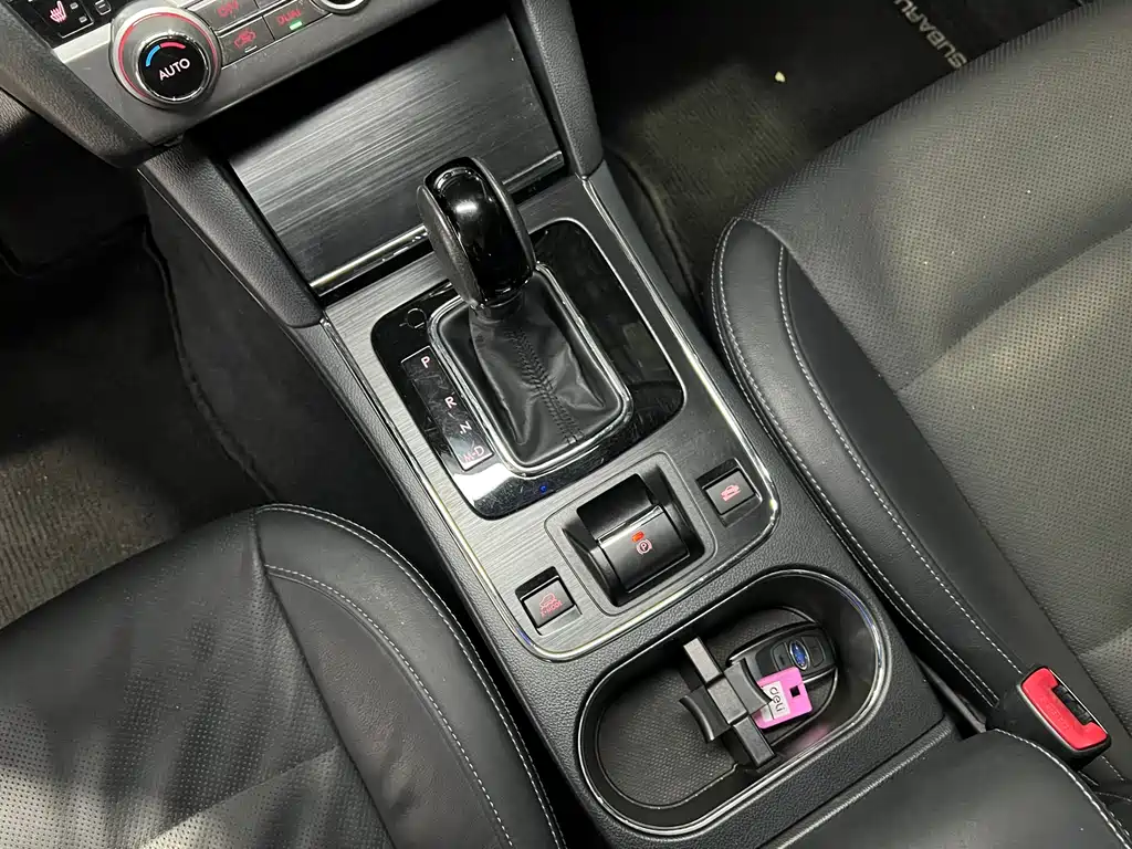 Subaru Outback 2016 — фото 14
