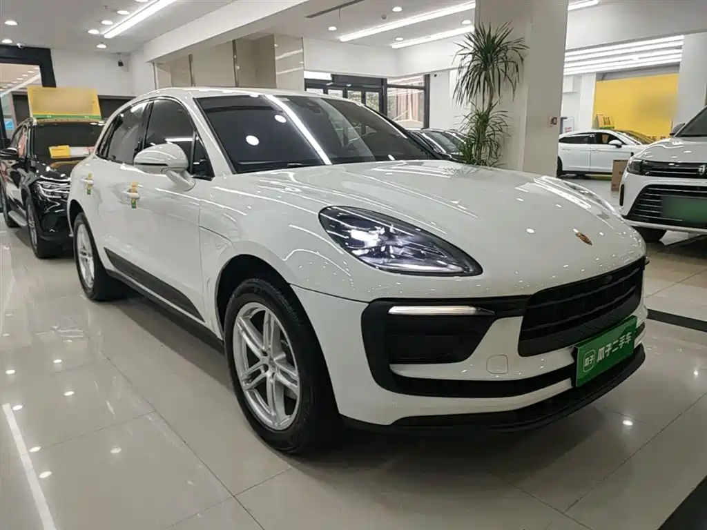 Porsche Macan 2022 — фото 4