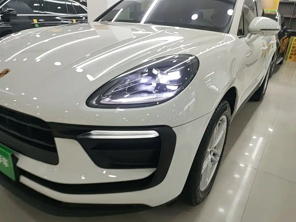 Porsche Macan 2022 — фото 24