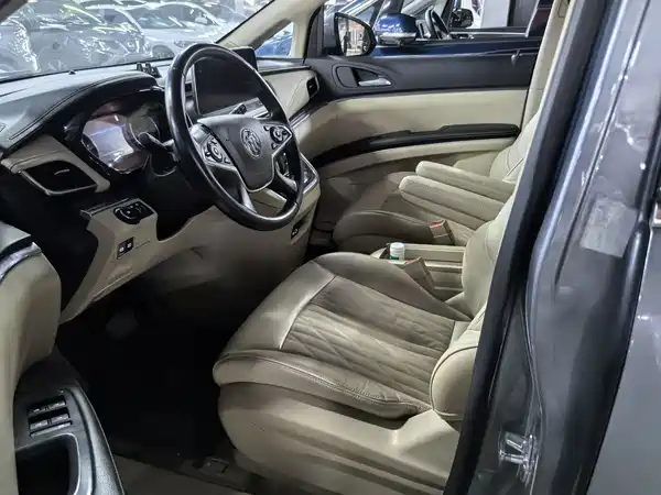 Buick GL8 2023