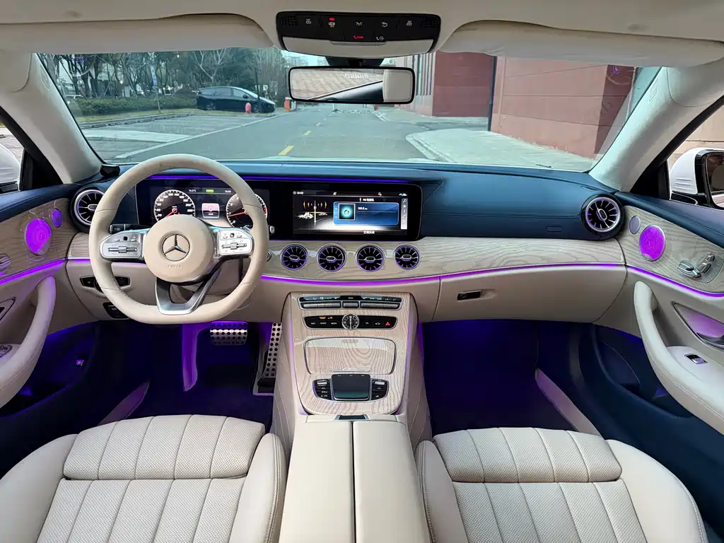 Mercedes-Benz E-Class 2020 — фото 20