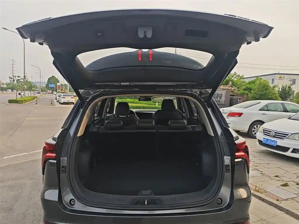 Changan CS75 PLUS 2021 — фото 19