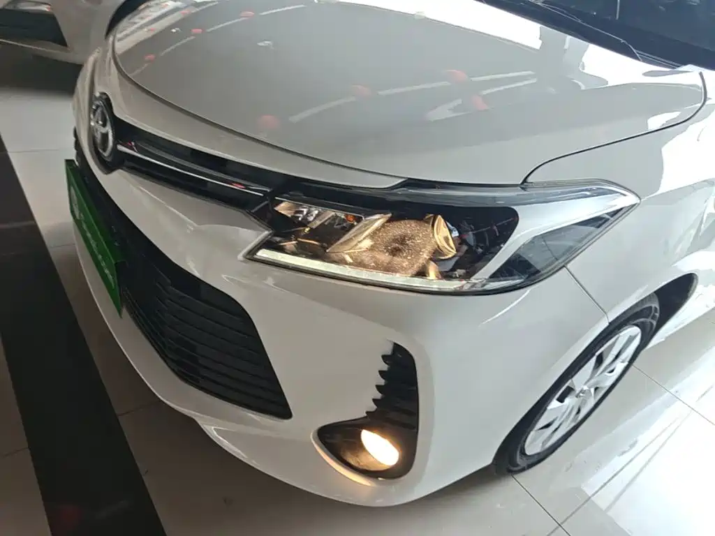 Toyota Vios 2023 — фото 24