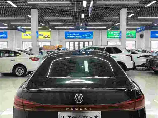 Volkswagen Passat 2024