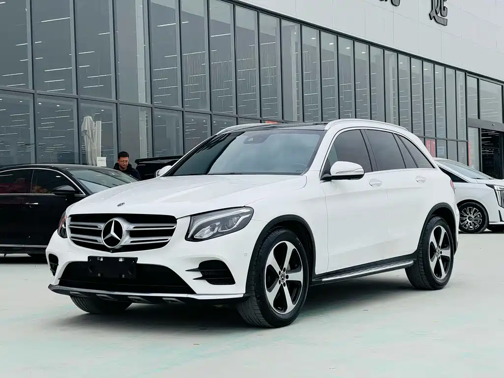 Mercedes-Benz GLC 2018 — фото 1