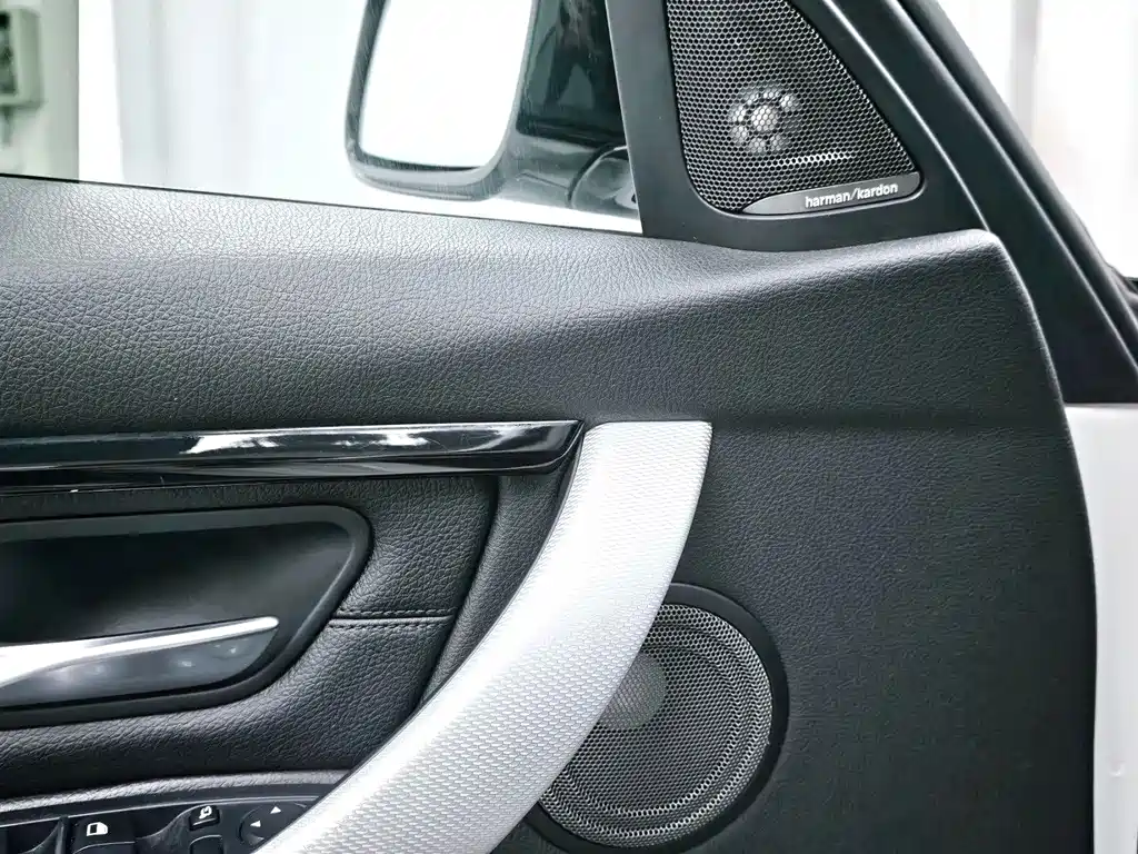 BMW 3 Series 2017