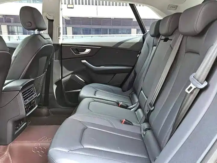 Audi Q8 2023