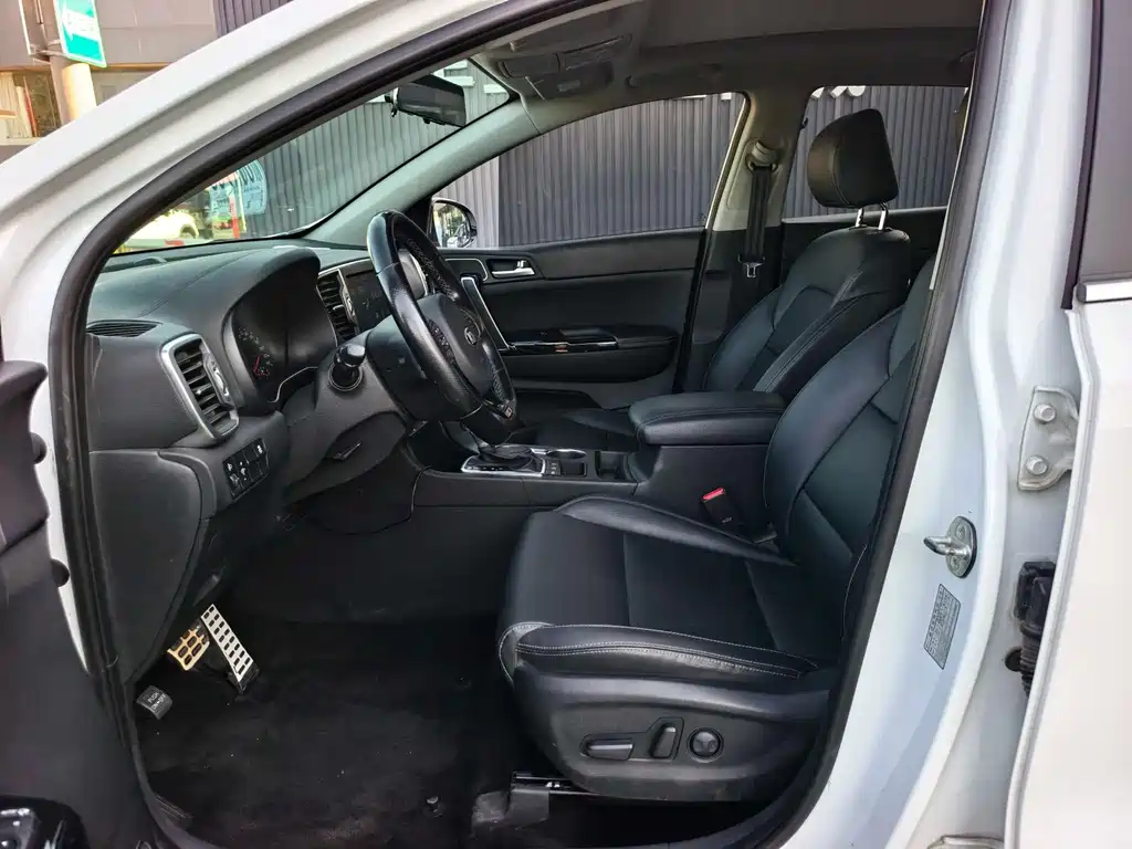 Kia KX5 2016 — фото 10