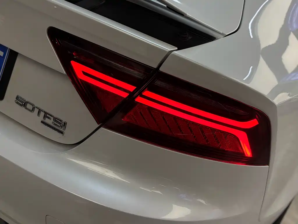 Audi A7 2013 — фото 7