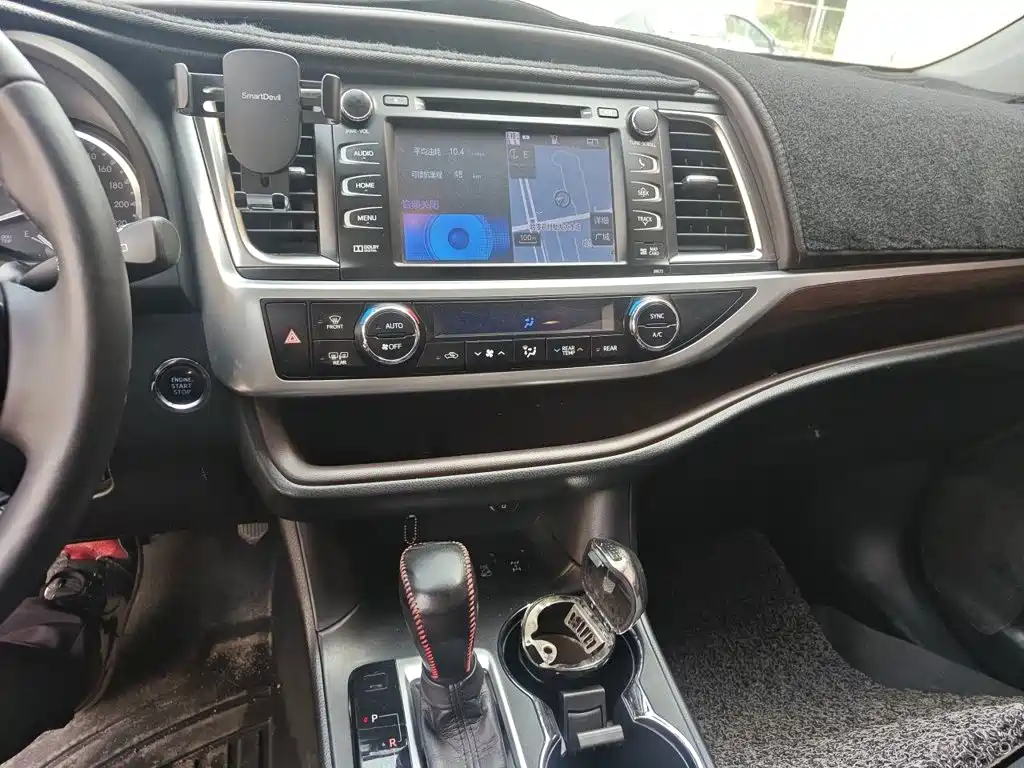 Toyota Highlander 2016 — фото 14