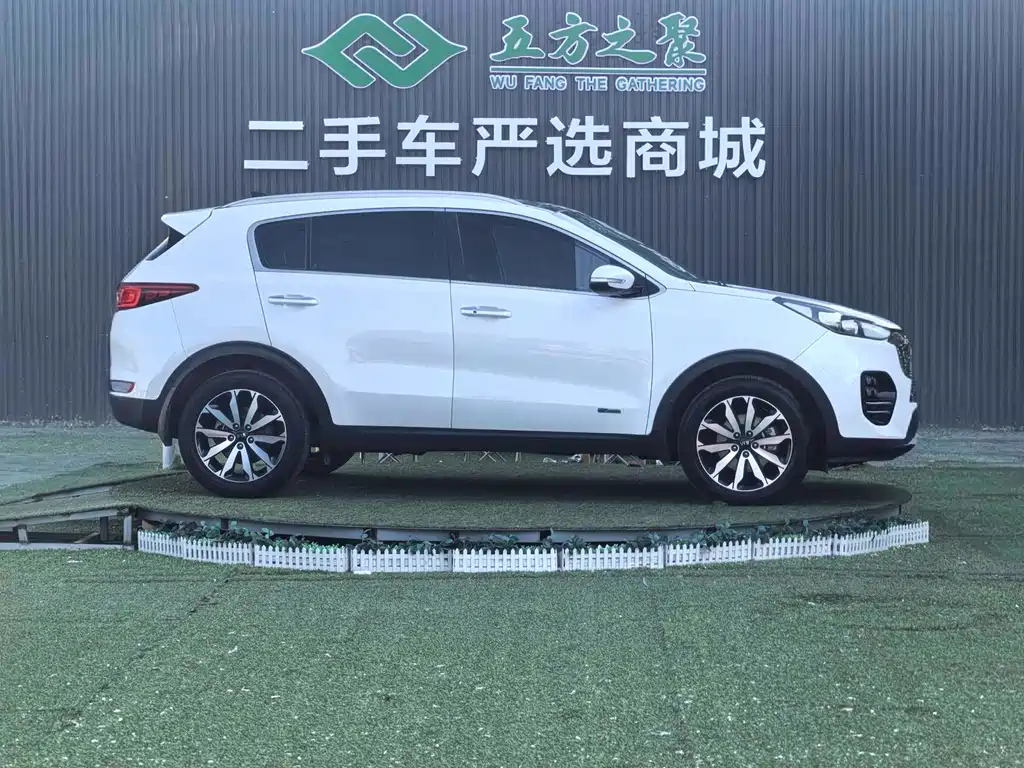 Kia KX5 2016 — фото 16