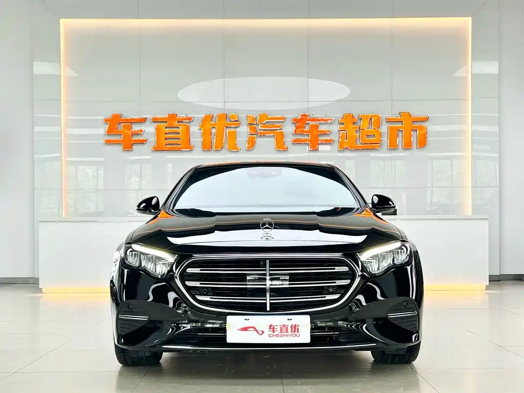 Mercedes-Benz E-Class 2024