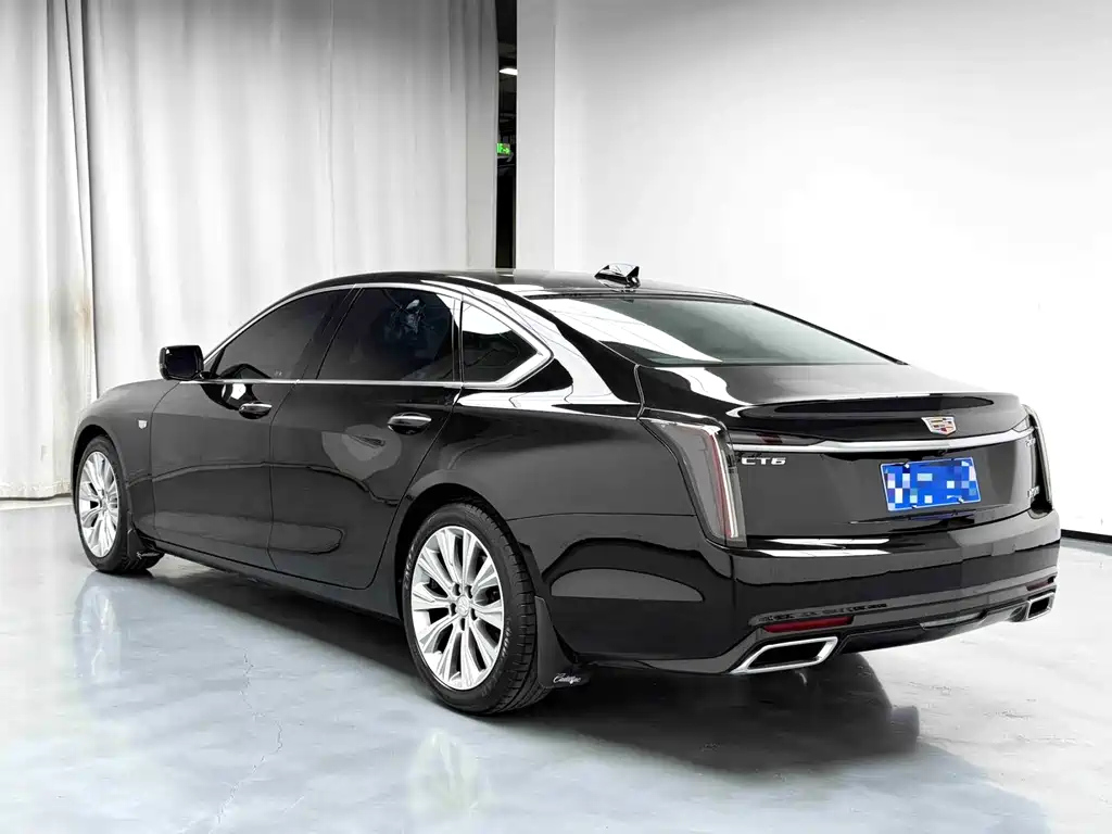 Cadillac CT6 2023 — фото 12