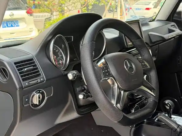 Mercedes-Benz G-Class 2016