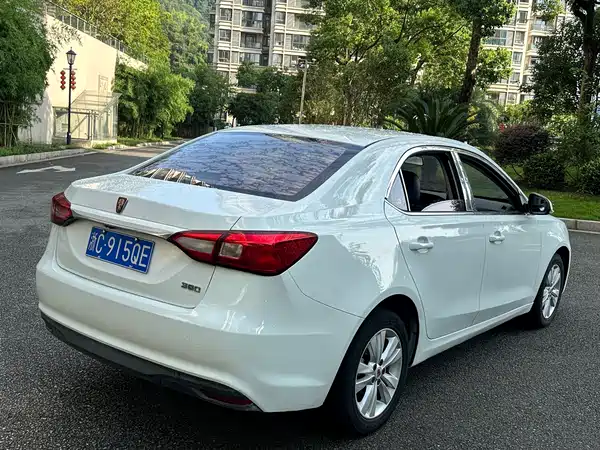 Roewe 360 2016
