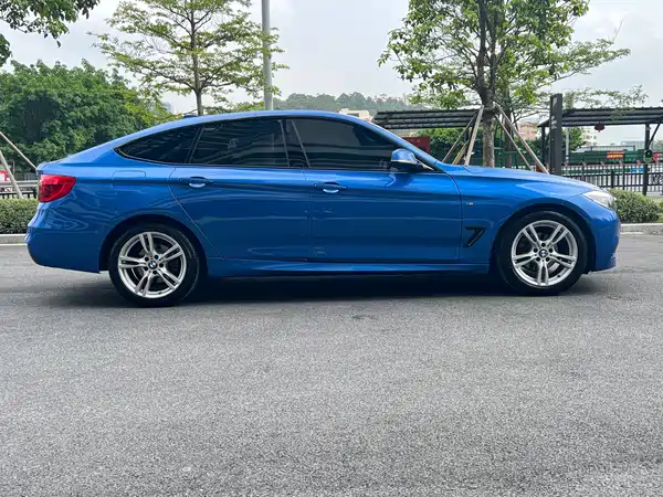 BMW 3 Series GT 2019