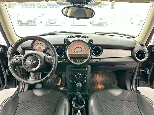 MINI 2012