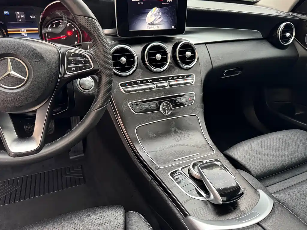 Mercedes-Benz C-Class 2016 — фото 16