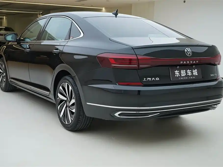 Volkswagen Passat 2024 — фото 4