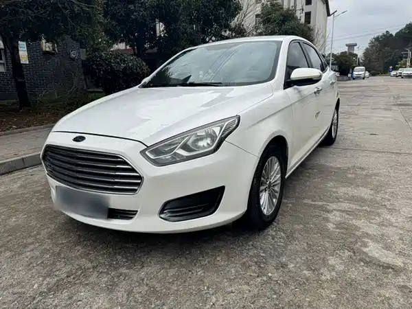 Ford Escort 2018