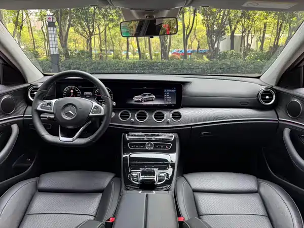 Mercedes-Benz E-Class 2017