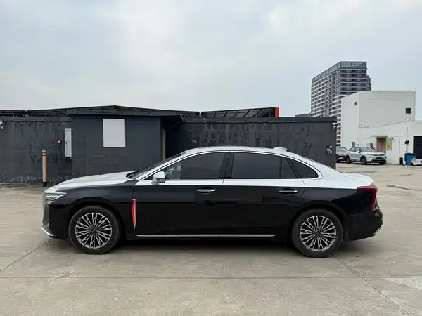 Hongqi H5 2022