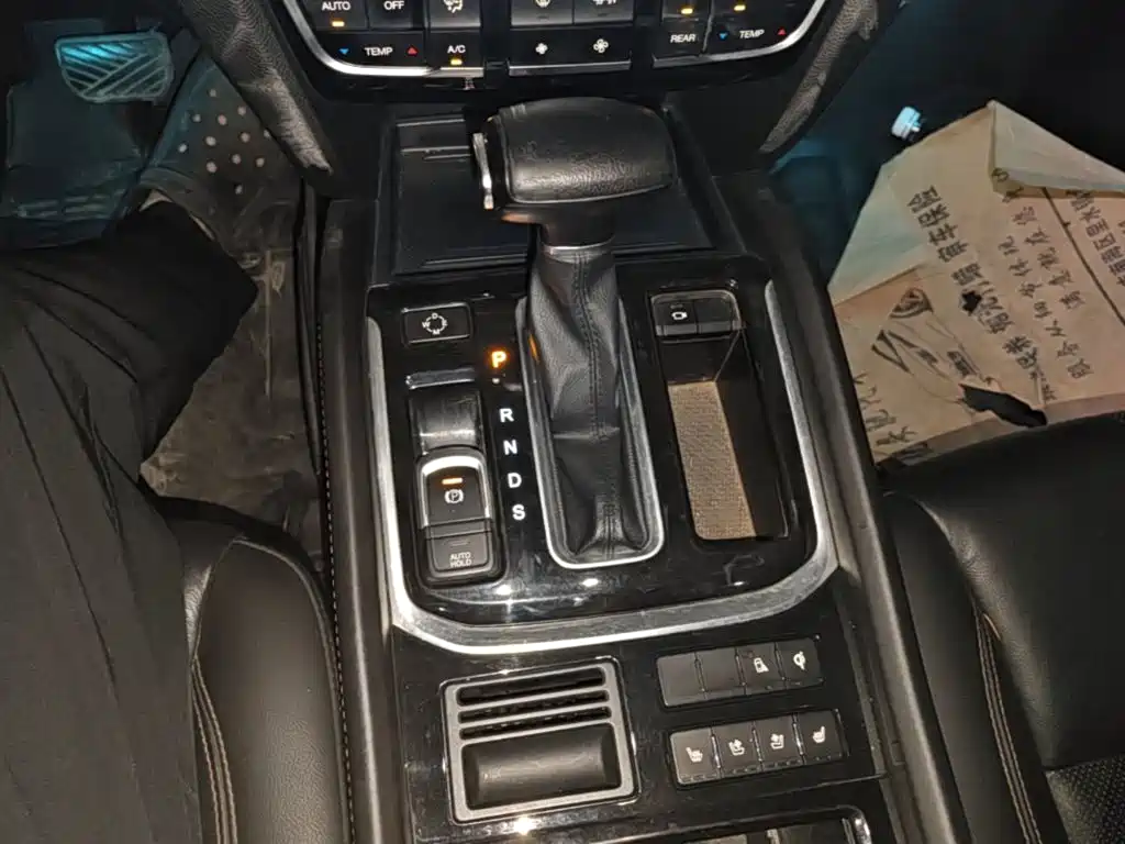 GAC Trumpchi GS8 2018 — фото 14