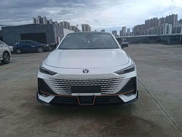Changan UNI-V 2023
