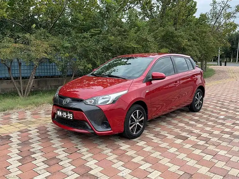 Toyota Yaris L 2020