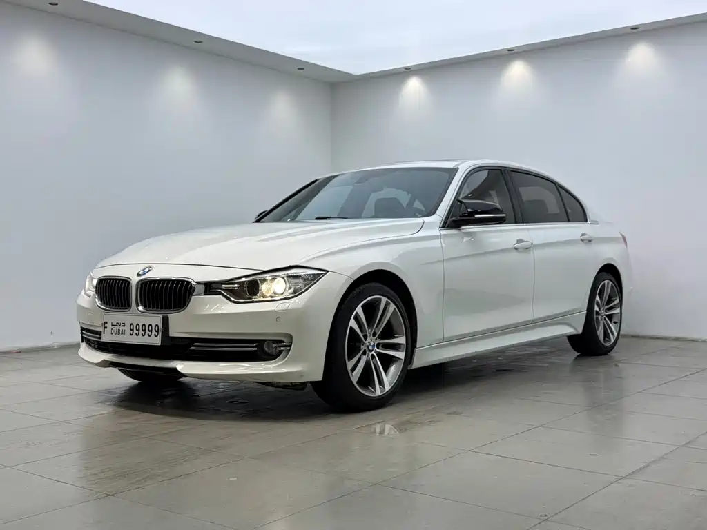BMW 3 Series 2013 — фото 1