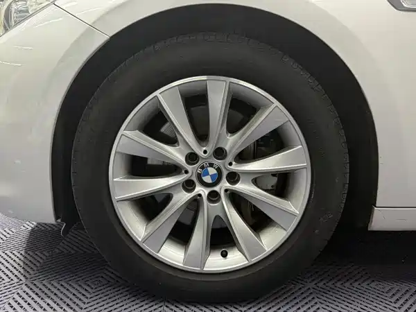 BMW 5 Series GT 2016