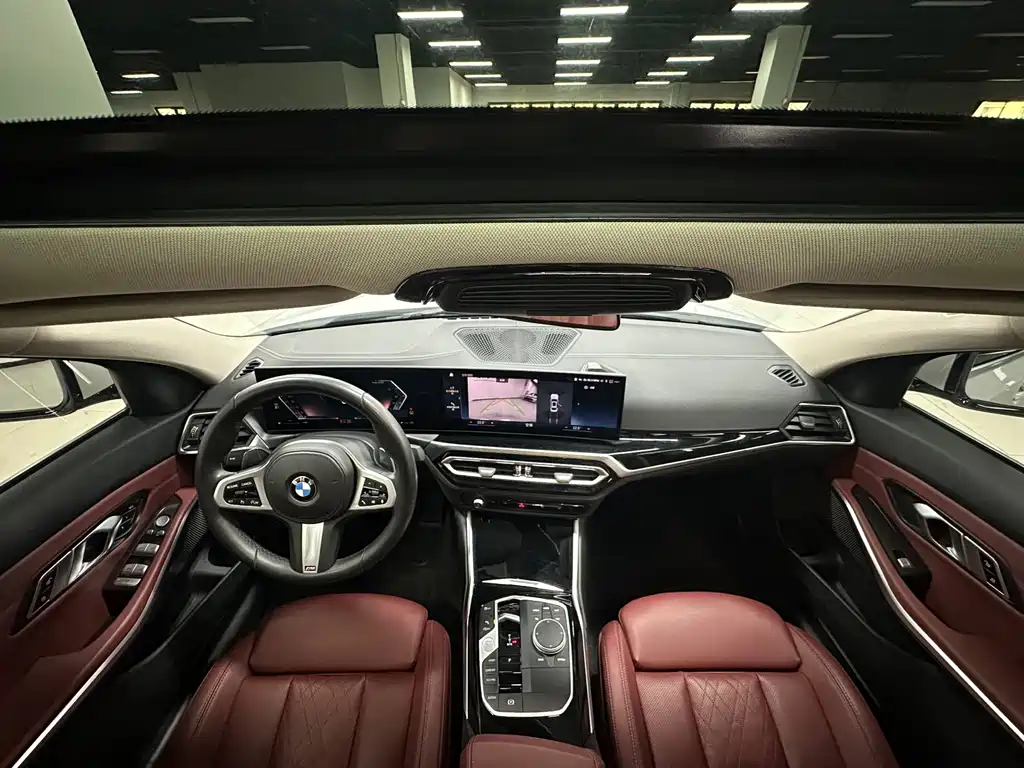 BMW 3 Series 2023 — фото 14