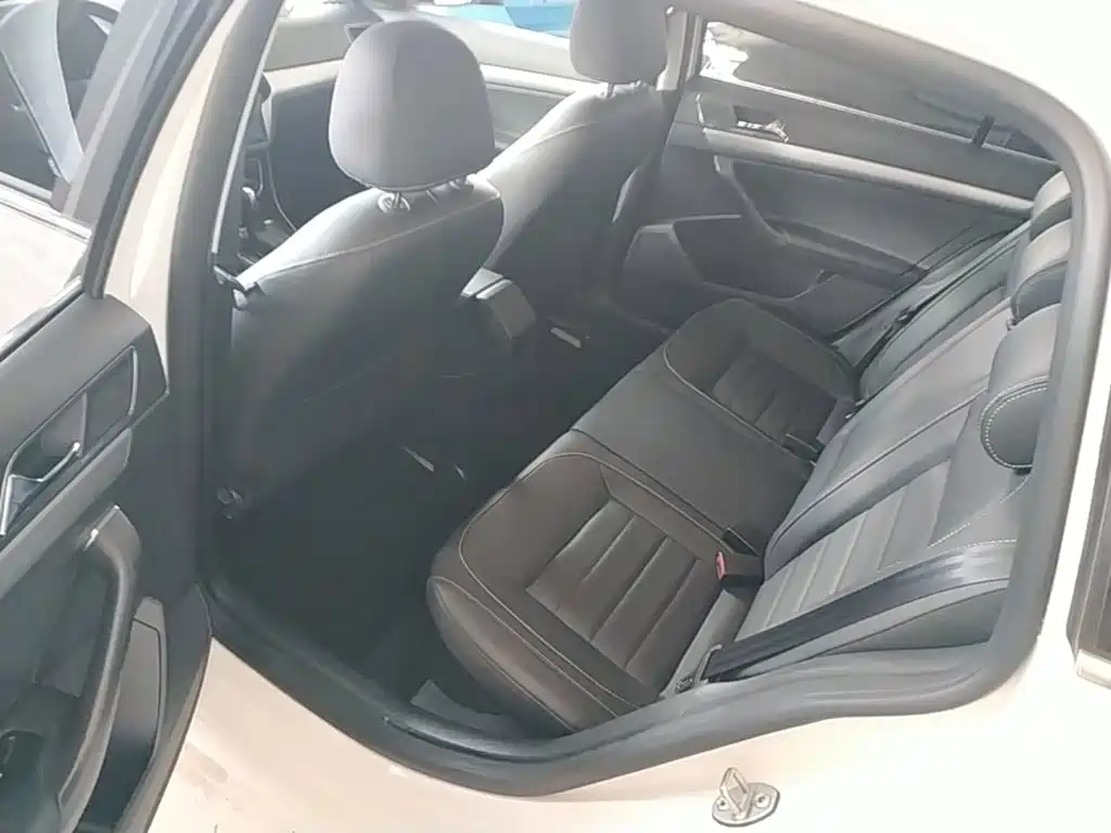 Volkswagen Gran Lavida 2017 — фото 17