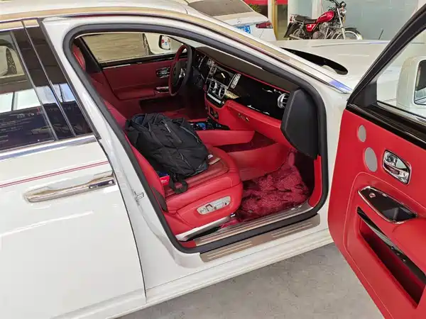 Rolls-Royce Ghost 2018