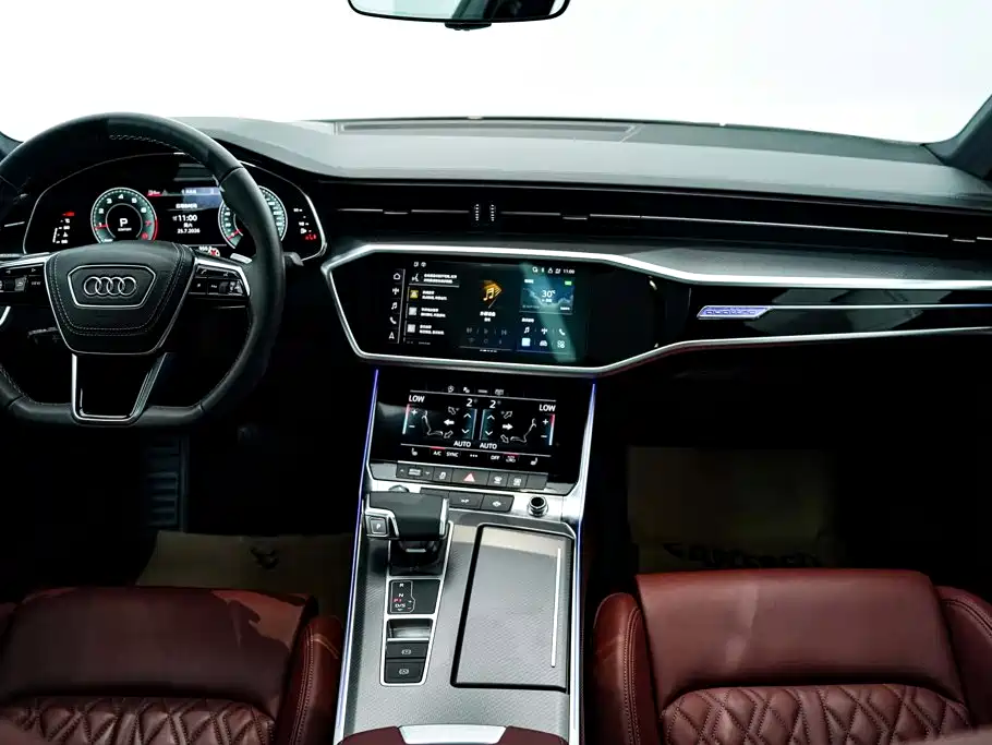 Audi A7L 2024 — фото 14