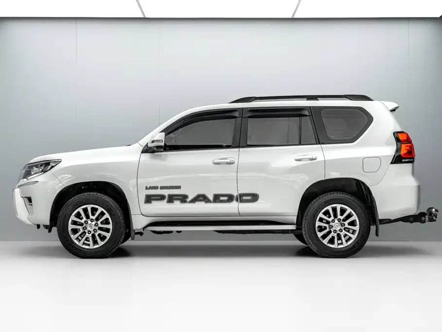 Toyota Prado 2018 — фото 4