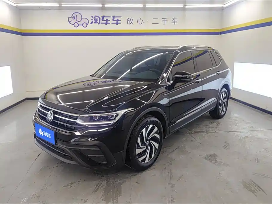 Volkswagen Tiguan L 2025 — фото 1
