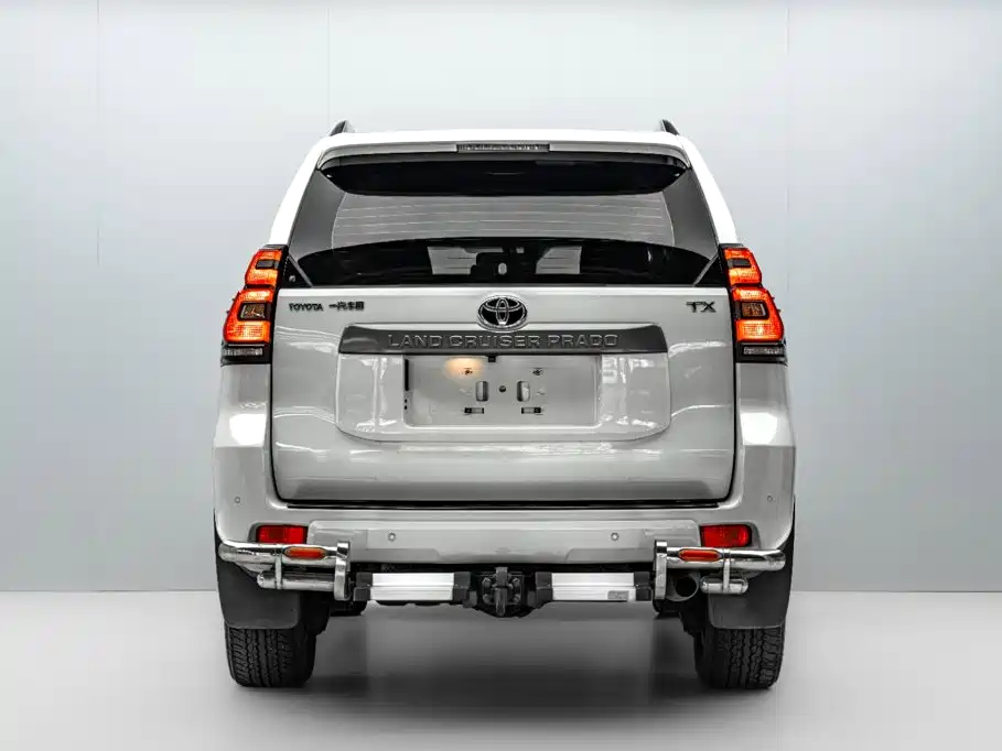 Toyota Prado 2018 — фото 6