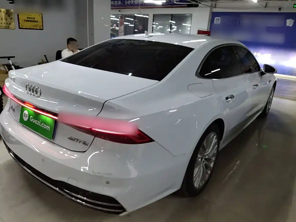 Audi A7L 2023 — фото 5