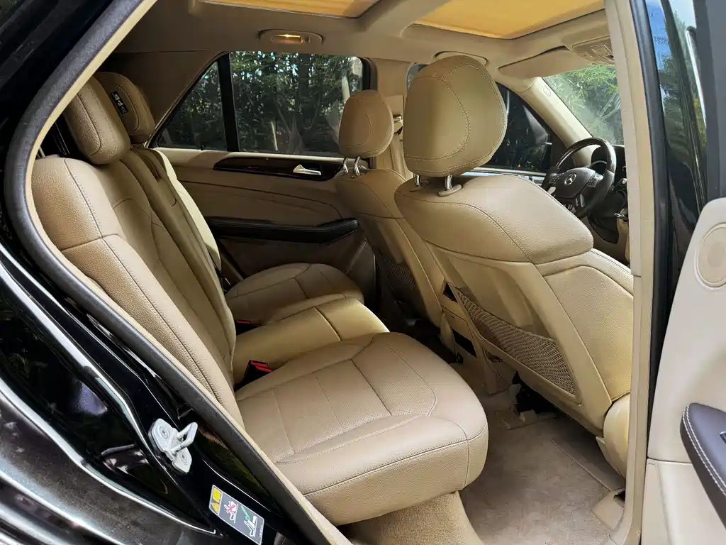 Mercedes-Benz M-Class 2015 — фото 14