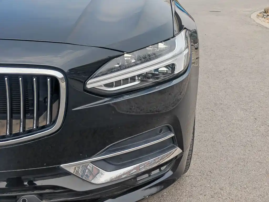 Volvo S90 2019 — фото 26