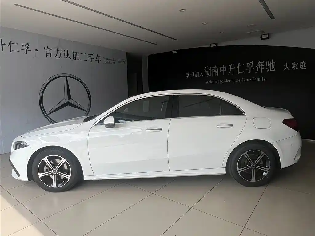 Mercedes-Benz A-Class 2023