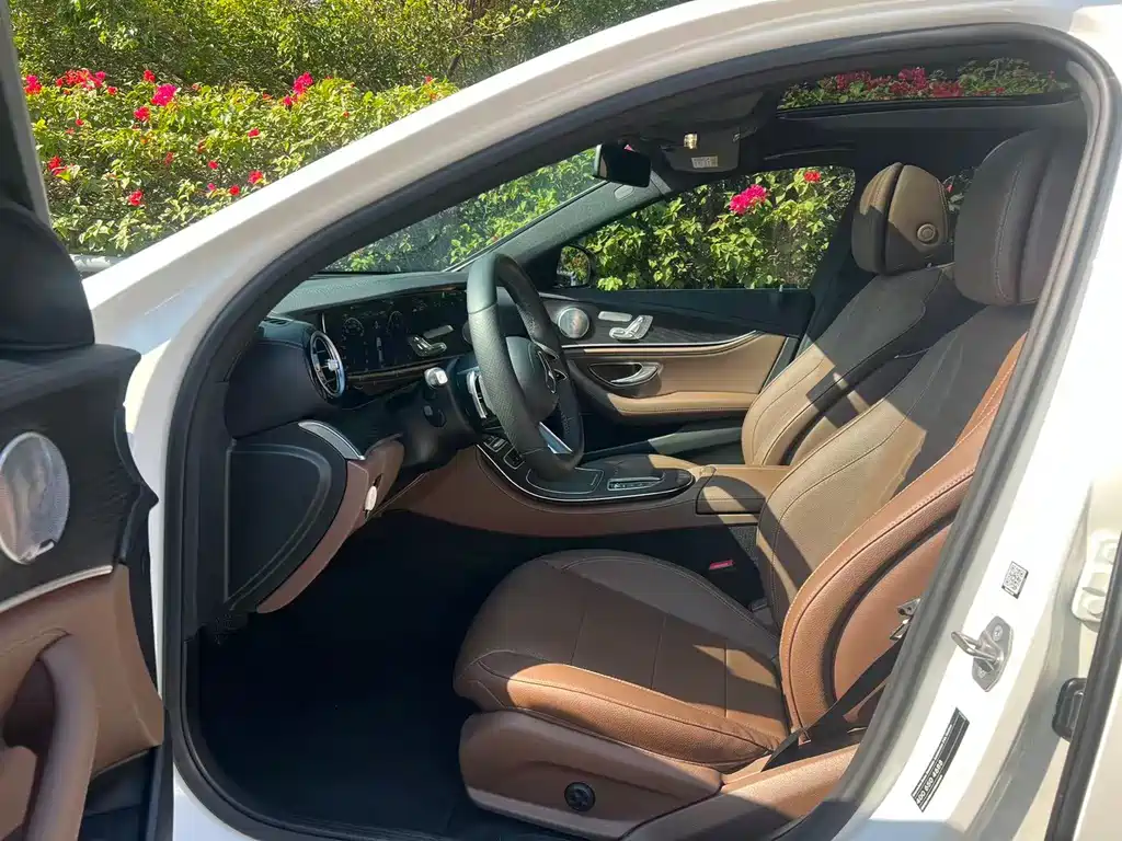 Mercedes-Benz E-Class 2021